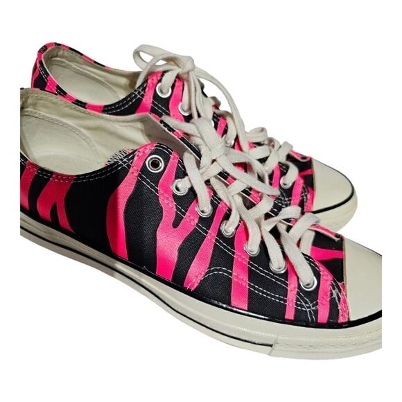 CONVERSE Chuck 70 OX Black/Racer Pink - Size 12 Women's/10 Men's - Picture 6 of 10